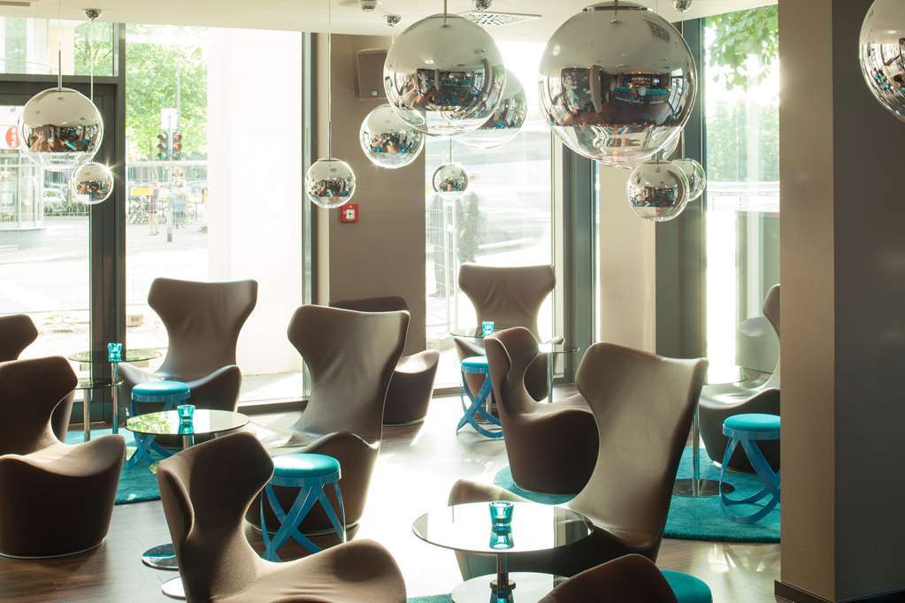 Motel One Koeln-Mediapark 레스토랑 사진